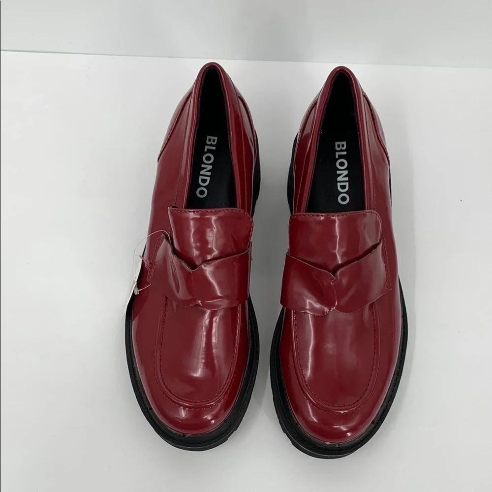 Blondo chunky slip-on loafers shoe lug sole red patent waterproof platform new 9
